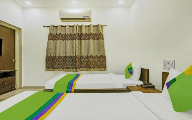 Dwarka Inn By OYO Rooms