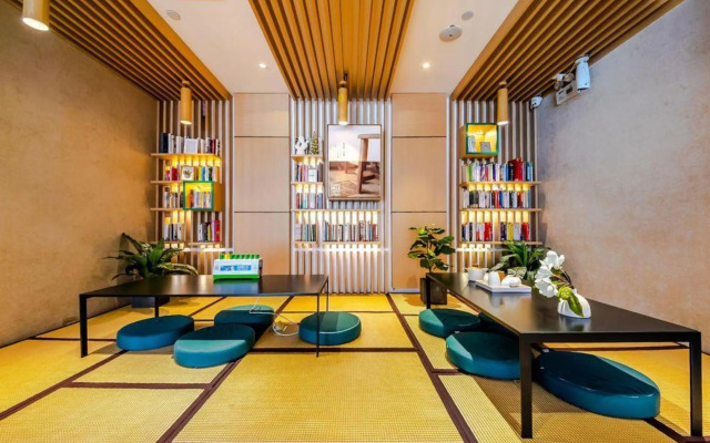 Super 8 Hotel Qingdao KuiLung