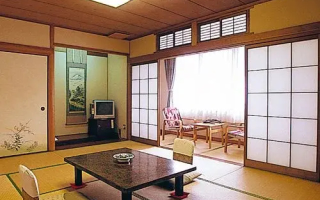 Saninyumura Onsen Kinokairori Kotobukiso