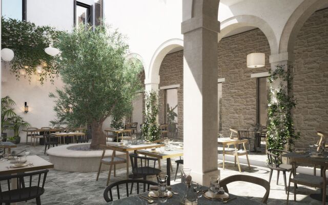 S Paul Hotel