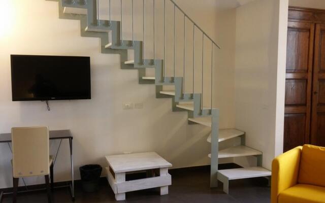 Up Room & Suite