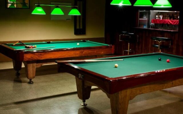 Costa Rica Tennis Club & Hotel