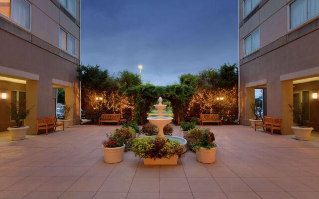 Hilton Garden Inn Fairfax