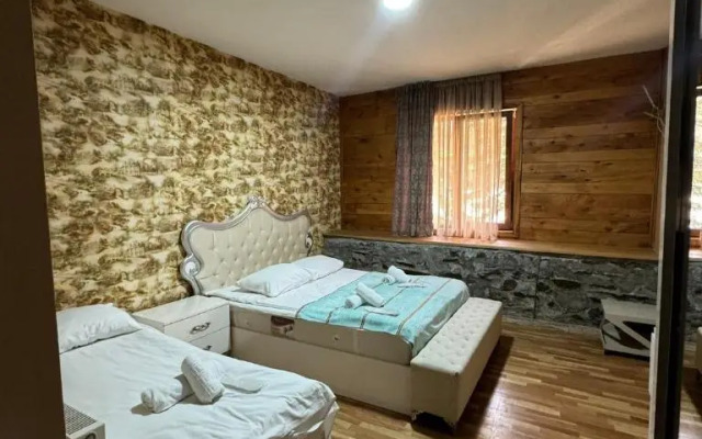 Svaneti, Hotel Ushguli