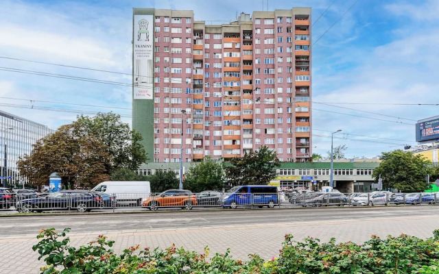 Lumina spacious apartment with parking