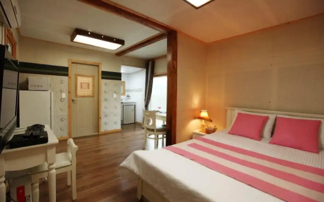 Apple farm stay