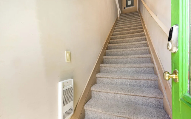 Wellington Street Inn