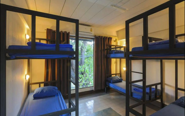 Cham Cha Hostel