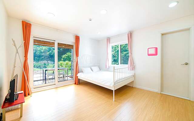 Yangpyeong Gio Pension