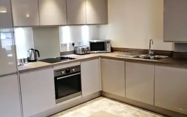 Sapphire Serviced Apartment