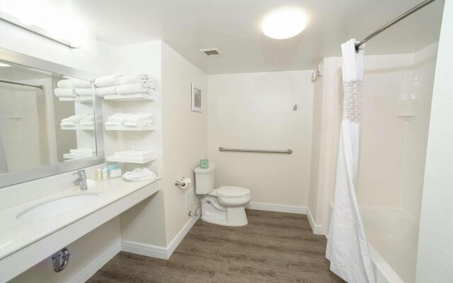 Hampton Inn Jacksonville East Regency Square