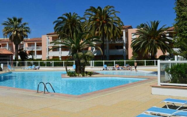Appartement Golfe Juan, 2 pièces, 4 personnes - FR-1-252-140