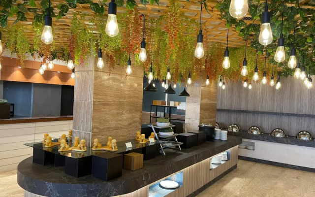 Sk Klyde Grand Hotel