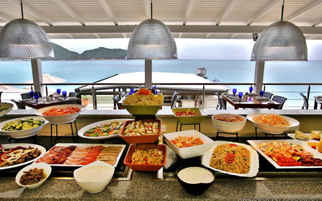 Sonesta Great Bay Beach All Inclusive Resort, Casino & Spa