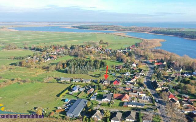 Zum Fährmann 2 Whg 2 links in 18356 Pruchten