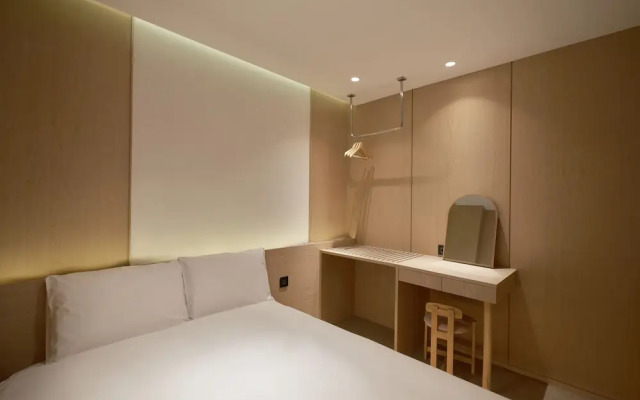 UH Suite The Myeongdong