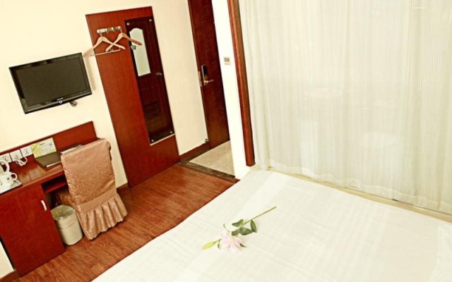 GreenTree Inn Shanghai Songjiang University City New Songjiang Road Express Hotel – Guest Rooms – Shanghai