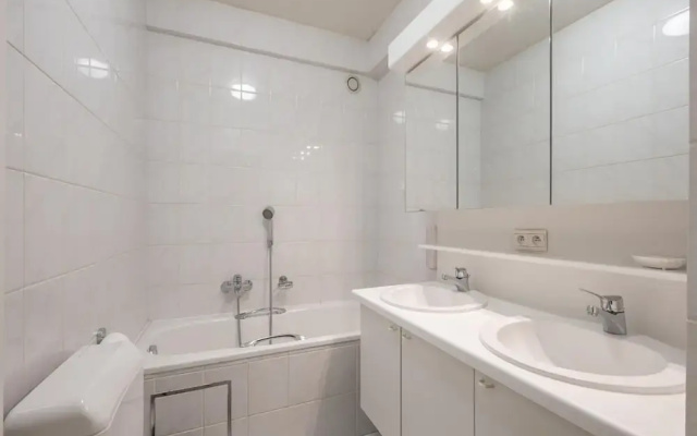 Apartment in Knokke Near Zeedijk Beach