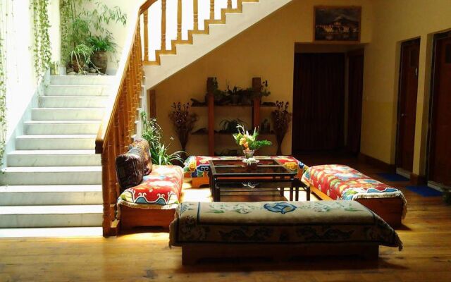 Nirvana Lodge