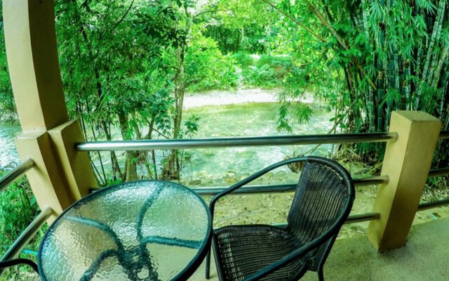 Morning Mist Resort