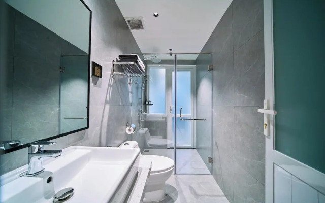 Express by M Village 46 Thao Dien