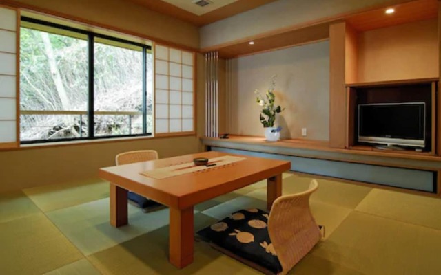 Hakone Tokino Shizuku