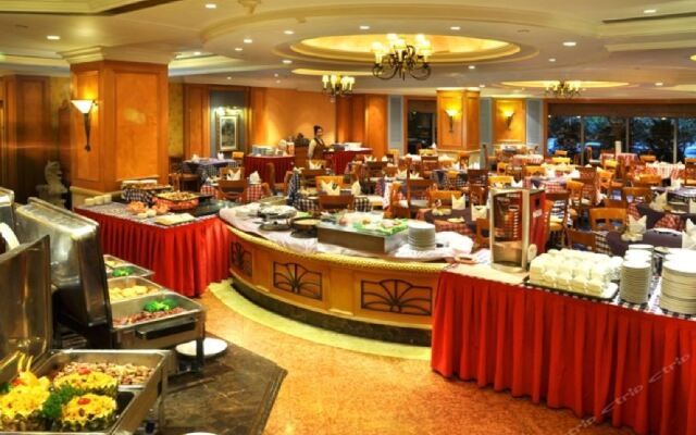 Regency Apartment Hotel