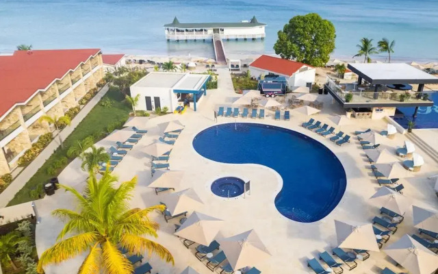 Royalton CHIC Antigua, An Autograph Collection All-Inclusive Resort – Adults Only