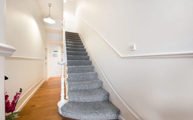 Bayswater by CAPITAL