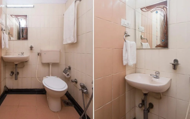Abrol Hotel by OYO Rooms