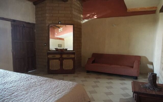 OYO Hostal Campestre Los Adobes