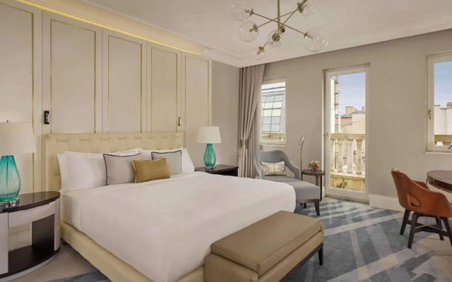 Al Habtoor Palace Hotel