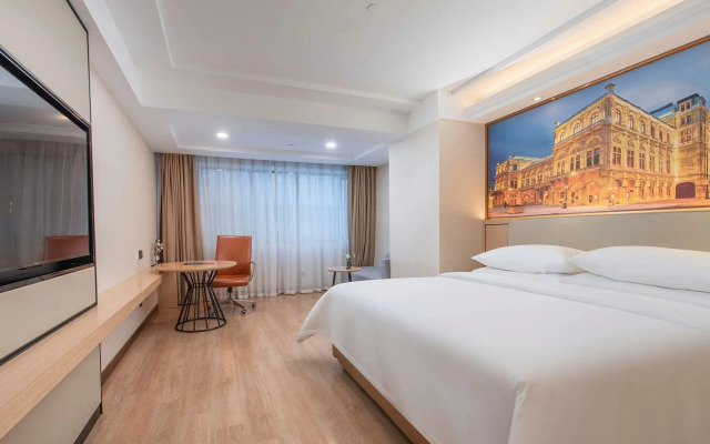 Vienna Hotel Fenghuang Branch