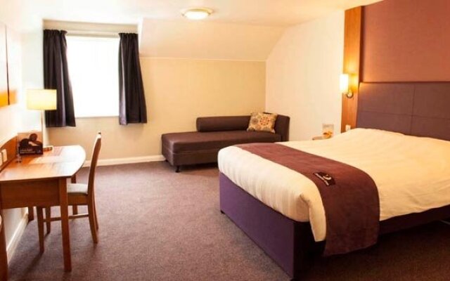 Premier Inn Redditch North - A441