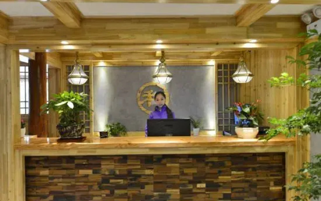 Qianheshun Hotel