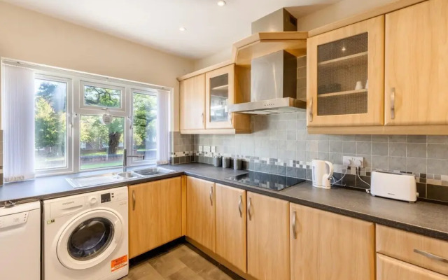 Beautiful 3BD Home Situated in Solihull