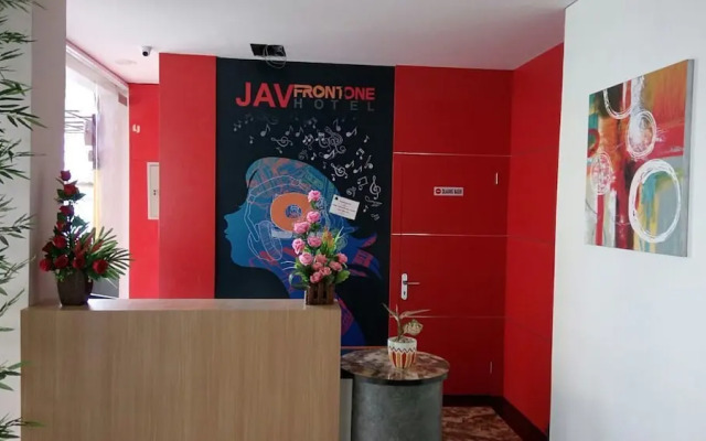 Hotel JAV Front One