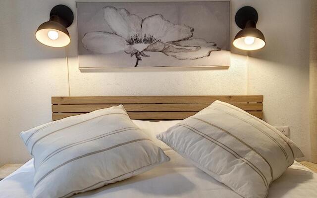 Le Tisserand by Cocoonr