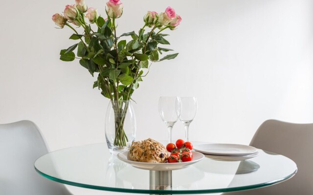 2 Bedroom Flat In Hammersmith Near The Thames