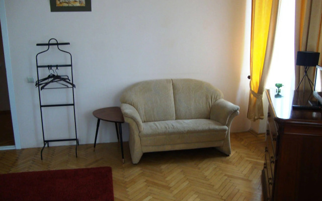 Zizu Hotel