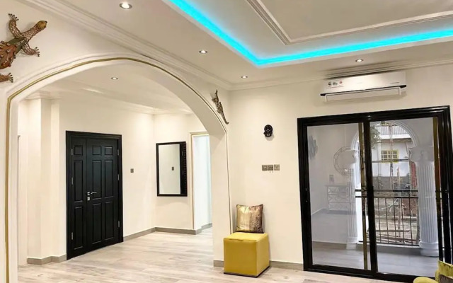 After 5 Apartment 3, 2 Spacious En-suite Bedrooms