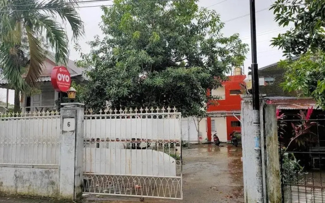 Adhyaksa Syariah Guest House by OYO Rooms