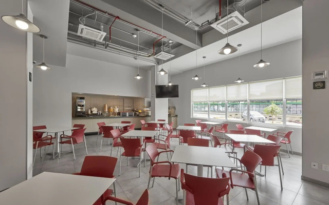 City Express Junior Leon Centro De Convenciones