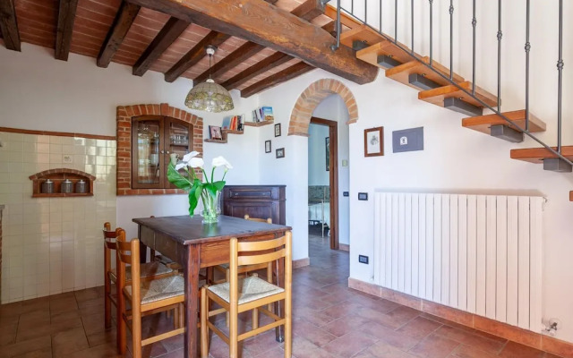 Nice Apartment With Swimming Pool