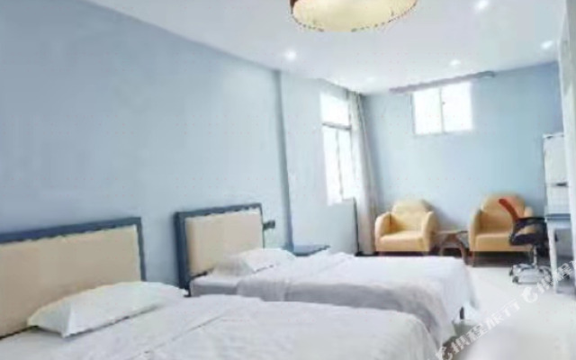 Hupan Yuejing Hotel (Fuzhou Jinshan Nongda)