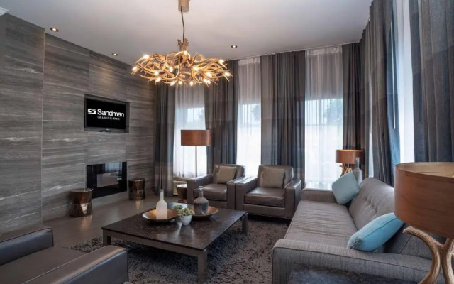 Sandman Hotel Vernon