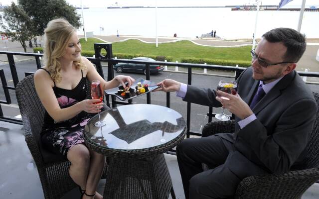 Best Western Premier Dover Marina Hotel & Spa