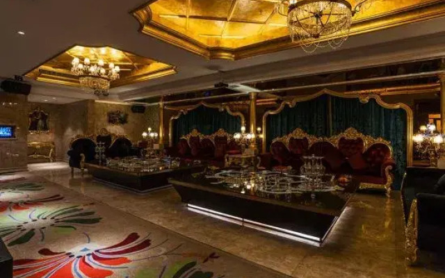 Suman Century Hotel