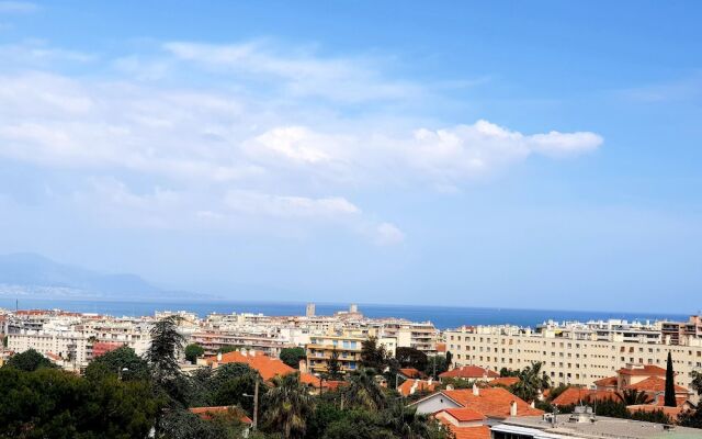 Beautiful 1-bedroom Apartment Sea View