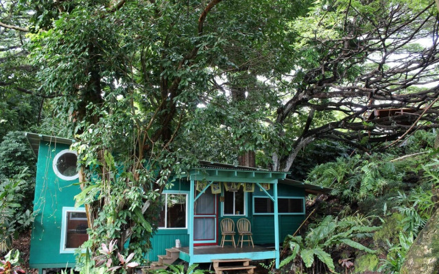 SweetSpotStay-Enchanted Grotto